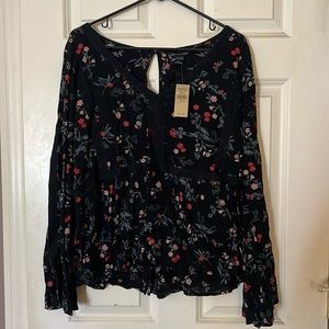 American Eagle peasant top, NWT